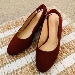 Clark’s red burgundy block heels